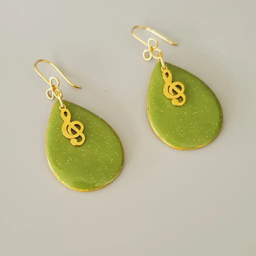 Boucles d'oreilles gouttes vert olive et doré