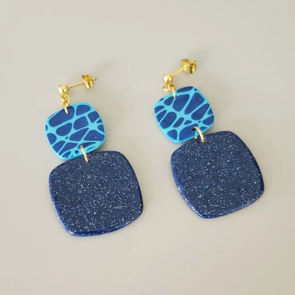 [BO00013] Boucles d'oreilles carré bleus paillettes