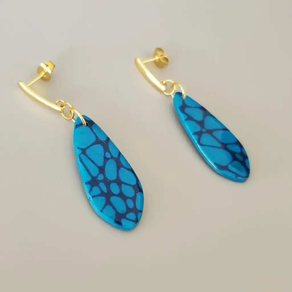 [BO00015] Boucles d'oreilles gouttes bleues