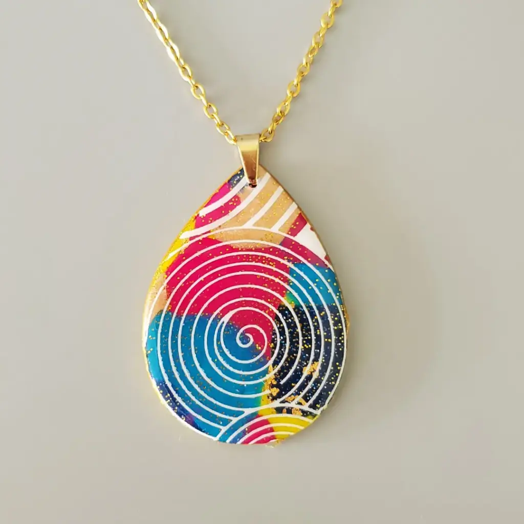 [COL00018] Collier goutte bleues, rose,  jaune et doré